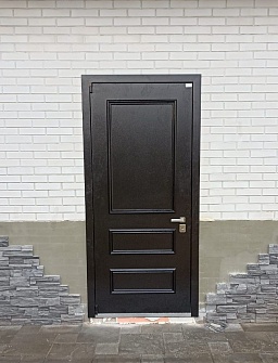 Дверь входная чёрная однопольная